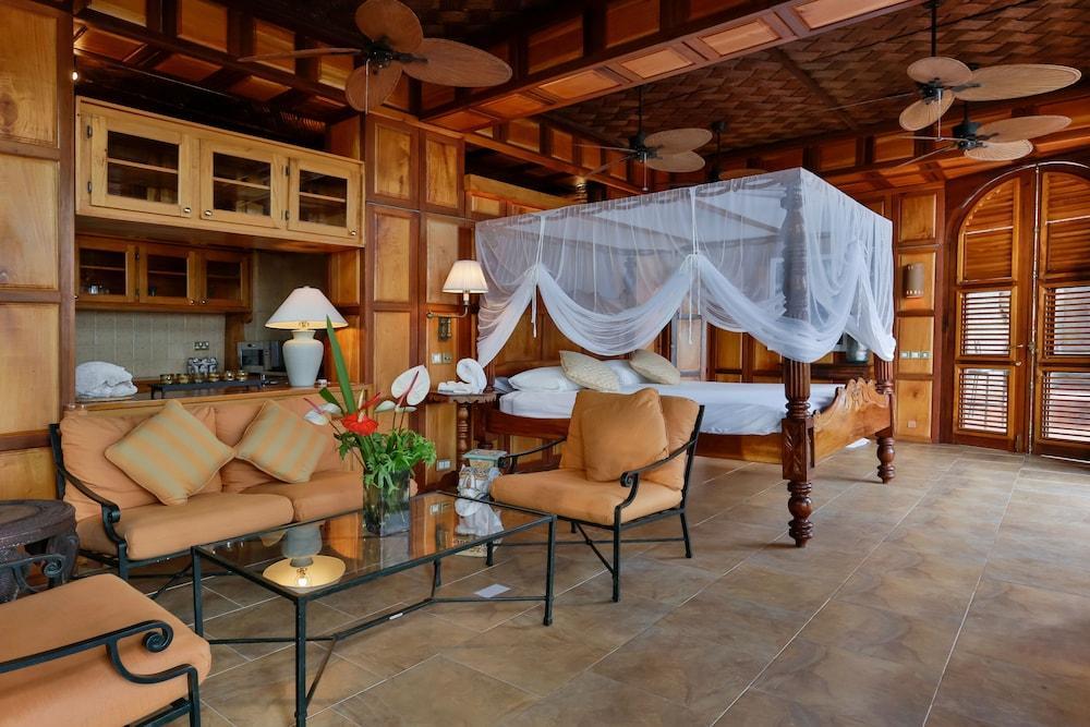 Caille Blanc Villa & Hotel (Adults Only) Mamin ภายนอก รูปภาพ