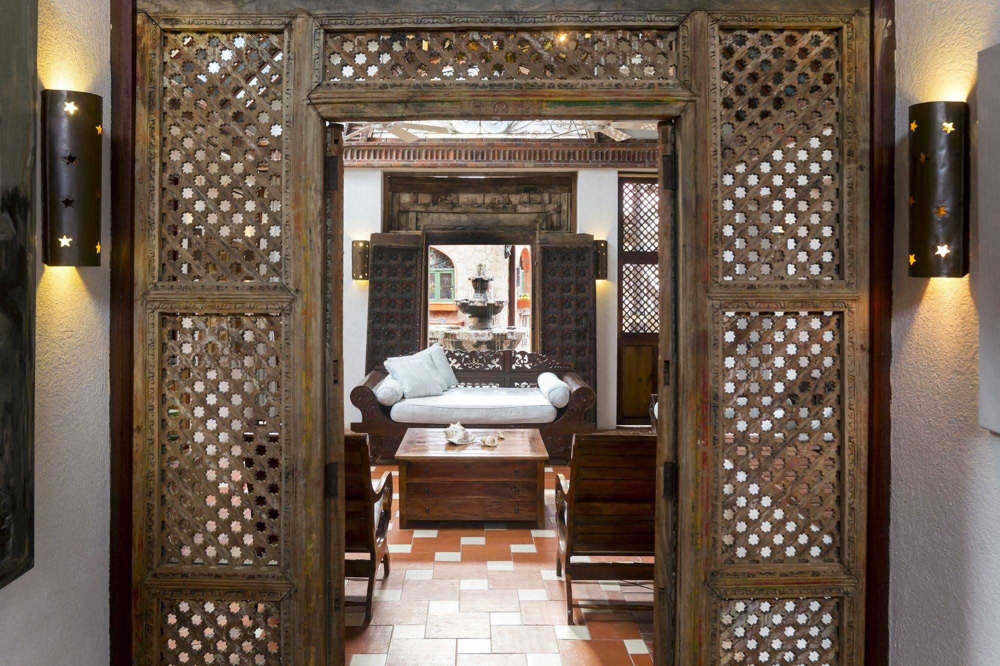 Caille Blanc Villa & Hotel (Adults Only) Mamin ภายนอก รูปภาพ